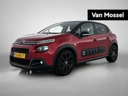 Rood Gebruikt 2017 Citroën C3 PureTech Hatchback | € 9.940 (Iets duurder)