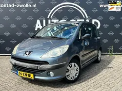 Grijs Gebruikt 2007 Peugeot 1007 Hatchback | € 2.995 (Eerlijke prijs)