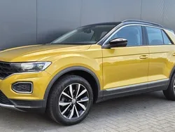 Geel Gebruikt 2020 VW T-Roc Beats SUV | € 23.950 (Iets duurder)