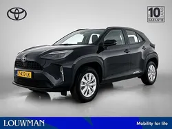 Zwart Gebruikt 2024 Toyota Yaris Cross Business Edition SUV | € 27.950 (Eerlijke prijs)