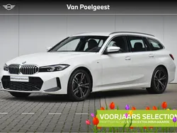 Alpinweiss ii (licht wit) Gebruikt 2024 BMW 318 Shadowline Stationwagen | € 42.500 (Eerlijke prijs)