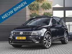 Zwart Gebruikt 2018 VW Tiguan R-line SUV | € 24.750 (Eerlijke prijs)