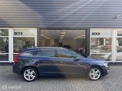 Blauw Gebruikt 2013 Volvo V60 Summum Stationwagen | € 5.999 (Super prijs)