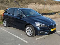 Blauw Gebruikt 2017 BMW 225 Executive Stationwagen | € 14.950
