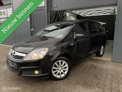 Zwart Gebruikt 2008 Opel Zafira MPV | € 1.999 (Eerlijke prijs)
