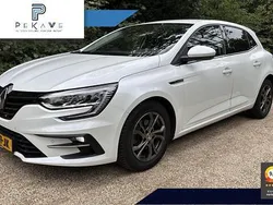 Wit Gebruikt 2022 Renault Mégane IV Intens Hatchback | € 18.250 (Eerlijke prijs)