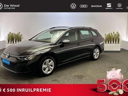 Zwart Gebruikt 2023 VW Golf VIII Life Stationwagen | € 21.800 (Goede deal)