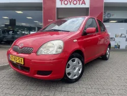 Rood Gebruikt 2005 Toyota Yaris Sol Hatchback | € 3.950 (Eerlijke prijs)