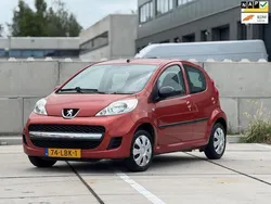 Oranje, metallic lak Gebruikt 2010 Peugeot 107 Hatchback | € 1.500 (Eerlijke prijs)