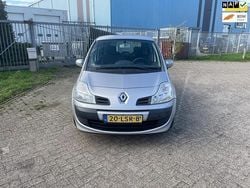 Grijs Gebruikt 2010 Renault Grand Modus Expression MPV | € 2.599 (Eerlijke prijs)