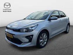 Grijs Gebruikt 2021 Kia Rio Hatchback | € 15.850 (Eerlijke prijs)