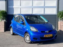 Blauw Gebruikt 2010 Toyota Aygo Hatchback | € 2.999 (Eerlijke prijs)