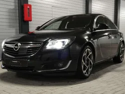 Zwart Gebruikt 2015 Opel Insignia Innovation Hatchback | € 11.000