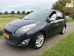 Grijs Gebruikt 2010 Renault Grand Scénic III MPV | € 2.750 (Eerlijke prijs)