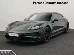Groen Nieuw 2024 Porsche Taycan Sport Turismo Sedan | € 150.535 (Iets duurder)