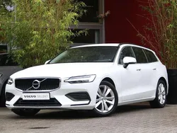 Wit Gebruikt 2021 Volvo V60 Business Edition Stationwagen | € 24.900 (Super prijs)