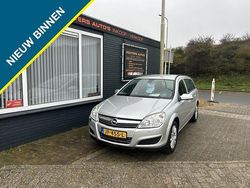 Grijs Gebruikt 2008 Opel Astra Essentia Stationwagen | € 1.599 (Goede deal)