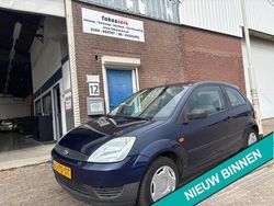 Blauw Gebruikt 2004 Ford Fiesta Celebration Hatchback | € 849 (Super prijs)