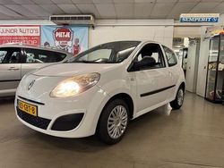 Wit Gebruikt 2008 Renault Twingo Authentique Hatchback | € 1.750 (Eerlijke prijs)