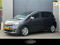 Grijs Gebruikt 2012 Toyota Verso-S MPV | € 5.250 (Eerlijke prijs)
