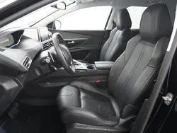 Zwart, metallic lak Gebruikt 2020 Peugeot 3008 Avantage SUV | € 19.795 (Goede deal)