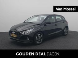 Zwart Gebruikt 2023 Hyundai i20 Comfort Hatchback | € 20.440 (Eerlijke prijs)
