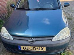 Groen Gebruikt 2002 Opel Corsa Comfort Hatchback | € 800 (Goede deal)