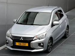 Zilver Gebruikt 2021 Mitsubishi Space Star Hatchback | € 16.950 (Iets duurder)