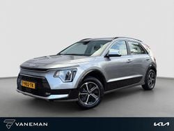 Grijs Gebruikt 2023 Kia Niro SUV | € 28.950 (Eerlijke prijs)