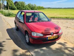 Rood Gebruikt 2003 Peugeot 106 Hatchback | € 600 (Eerlijke prijs)