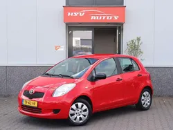 Rood Gebruikt 2007 Toyota Yaris Hatchback | € 3.450 (Eerlijke prijs)