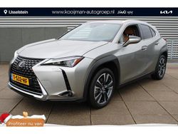 Grijs Gebruikt 2023 Lexus UX Business Edition SUV | € 36.544 (Eerlijke prijs)