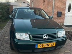 Groen Gebruikt 2001 VW Bora Comfortline Sedan | € 2.600 (Duur)