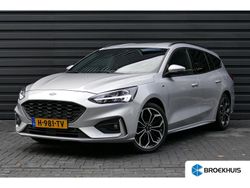 Grijs Gebruikt 2020 Ford Focus ST-Line Stationwagen | € 21.395 (Eerlijke prijs)