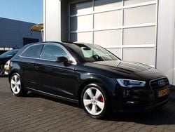 Zwart Gebruikt 2013 Audi A3 Ambition Hatchback | € 12.450 (Goede deal)