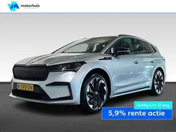 Grijs Gebruikt 2022 Skoda Enyaq iV SportLine SUV | € 26.930 (Eerlijke prijs)