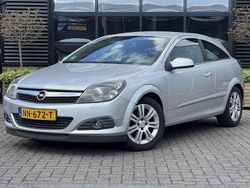 Grijs Gebruikt 2009 Opel Astra GTC Innovation Coupé | € 2.995 (Eerlijke prijs)