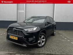 Zwart Gebruikt 2022 Toyota RAV4 Style SUV | € 35.900 (Goede deal)