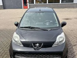 Zwart Gebruikt 2012 Peugeot 107 Hatchback | € 3.500 (Eerlijke prijs)