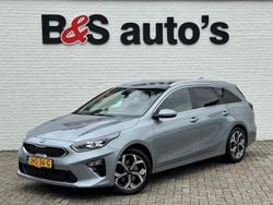 Grijs Gebruikt 2019 Kia Ceed Hatchback | € 17.400 (Eerlijke prijs)