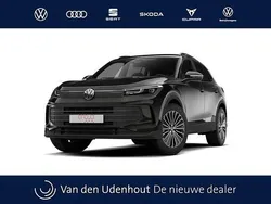 Zwart, metallic lak Nieuw 2025 VW Tiguan R-line Edition SUV | € 59.622 (Eerlijke prijs)