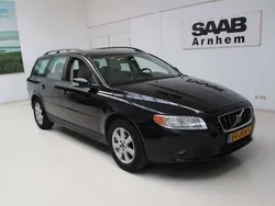 Zwart, metallic lak Gebruikt 2009 Volvo V70 Kinetic Stationwagen | € 8.198 (Duur)
