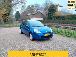 Blauw Gebruikt 2010 Renault Clio II Hatchback | € 3.950 (Duur)
