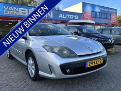 Grijs (metallic) Gebruikt 2010 Renault Laguna III Dynamique Stationwagen | € 2.750