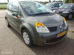 Groen Gebruikt 2005 Renault Modus Authentique MPV | € 1.895 (Eerlijke prijs)