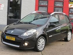 Zwart Gebruikt 2010 Renault Clio GrandTour Dynamique Stationwagen | € 1.975 (Eerlijke prijs)