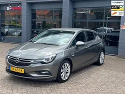 Grijs Gebruikt 2018 Opel Astra Innovation Hatchback | € 10.500 (Goede deal)