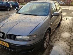 Grijs Gebruikt 2002 Seat Leon Stella Hatchback | € 1.450 (Eerlijke prijs)