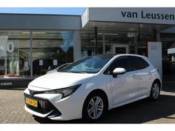 Wit Gebruikt 2022 Toyota Corolla Comfort Stationwagen | € 18.900 (Eerlijke prijs)