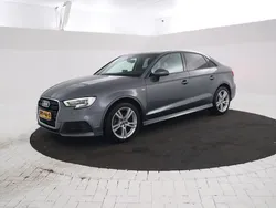 Grijs Gebruikt 2019 Audi A3 Design Sedan | € 23.495 (Duur)